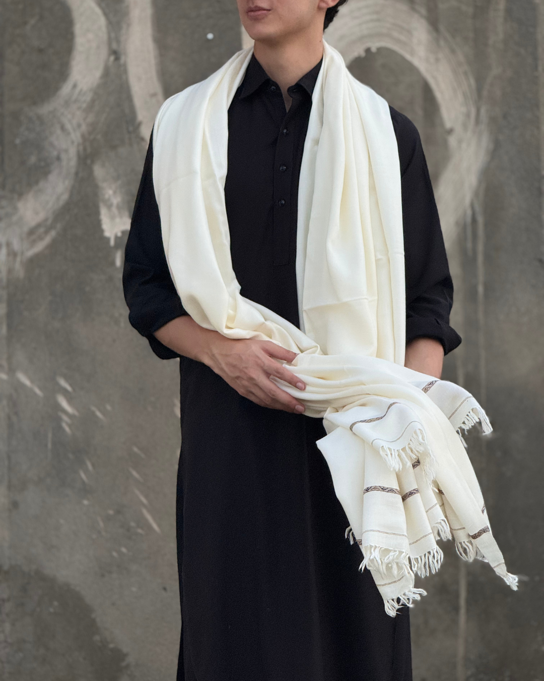 Zwanano Kashmiri Saddar – White