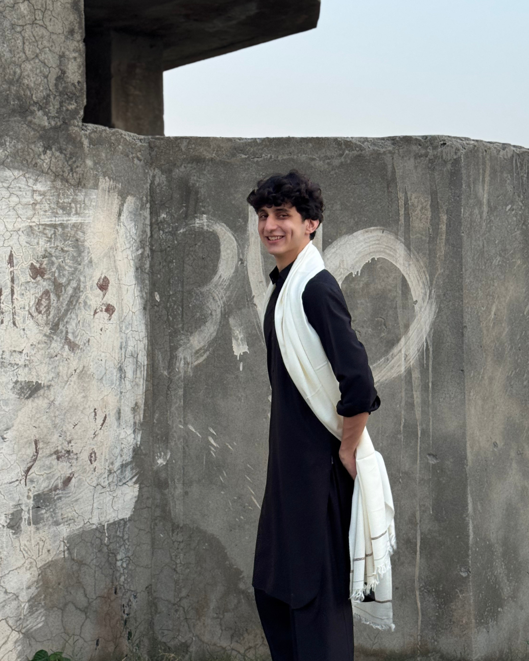 Zwanano Kashmiri Saddar – White