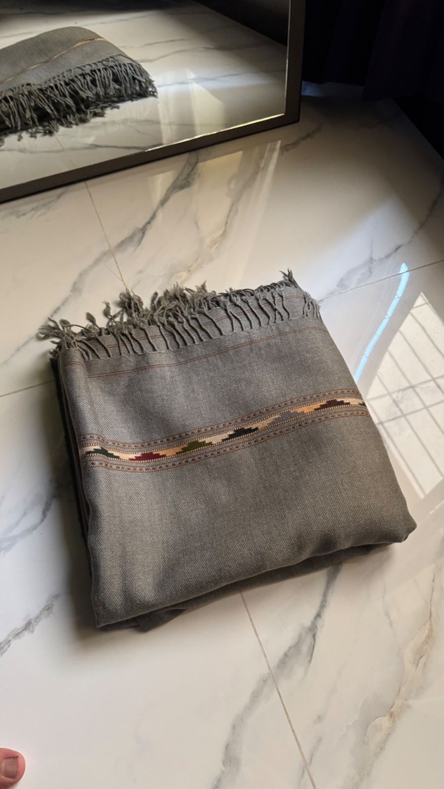 Bonanza Boski Shawl – Grey